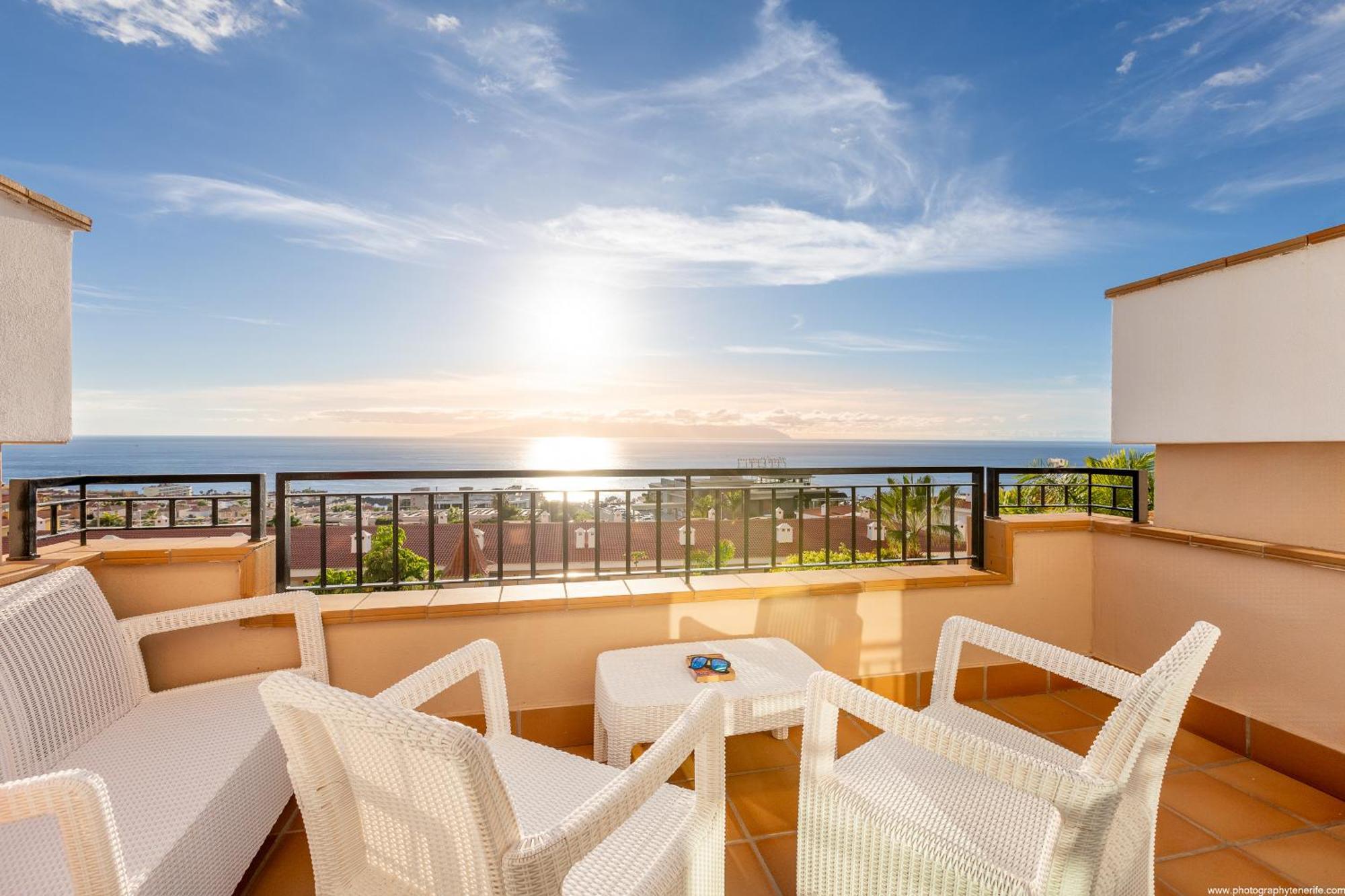 Residencial Playa De La Arena Apartment Puerto de Santiago  Bagian luar foto